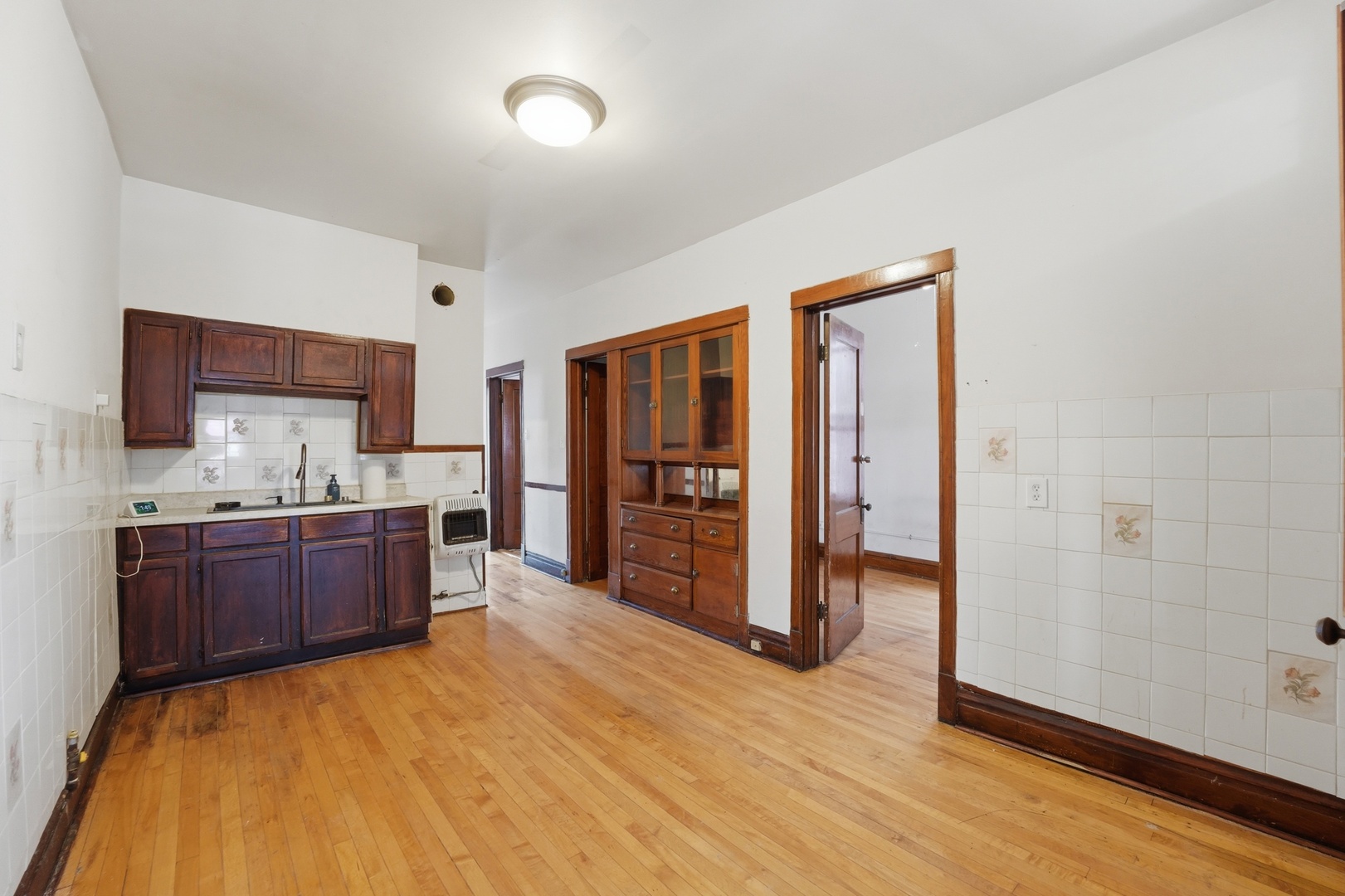 3953 S California Avenue, Chicago, IL 60632