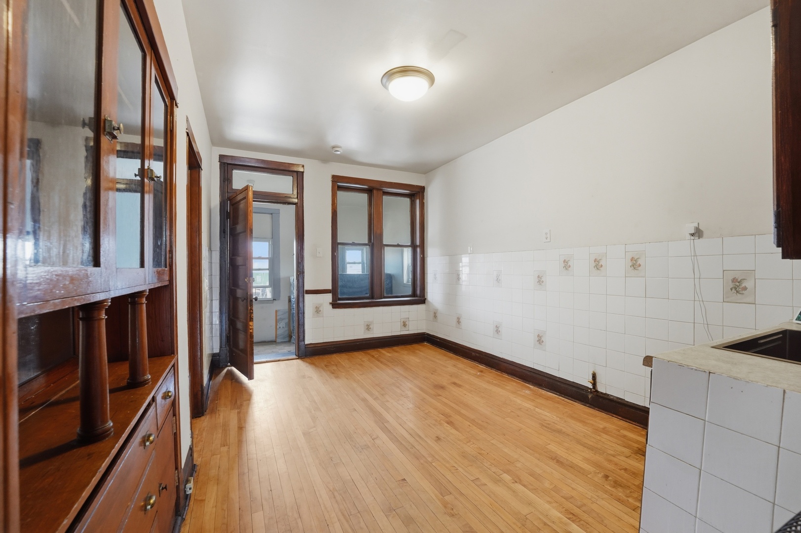 3953 S California Avenue, Chicago, IL 60632