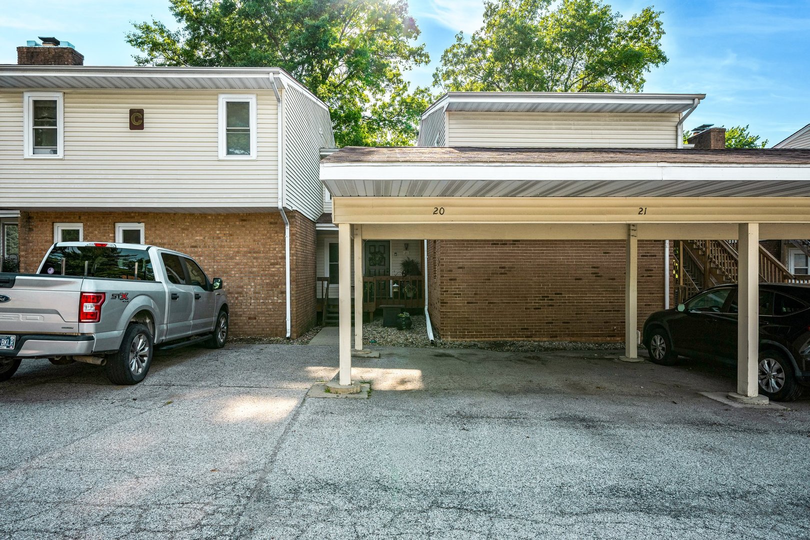 903 N Linden Street #21, Normal, IL 61761