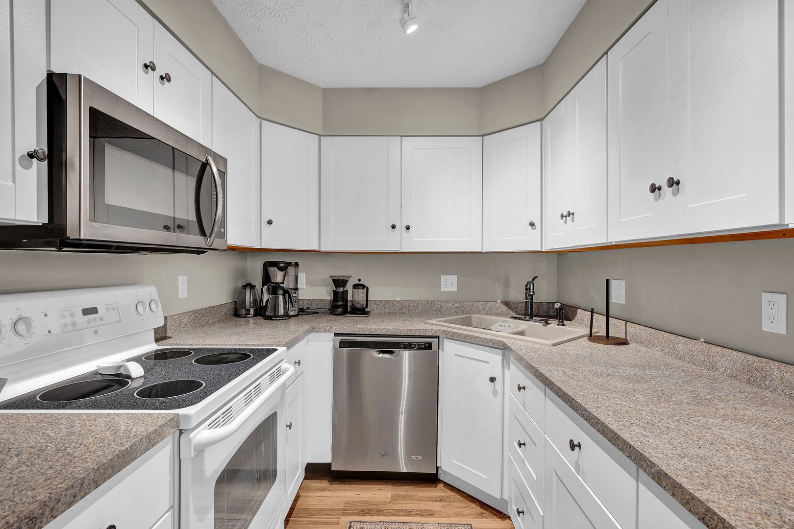 903 N Linden Street #21, Normal, IL 61761
