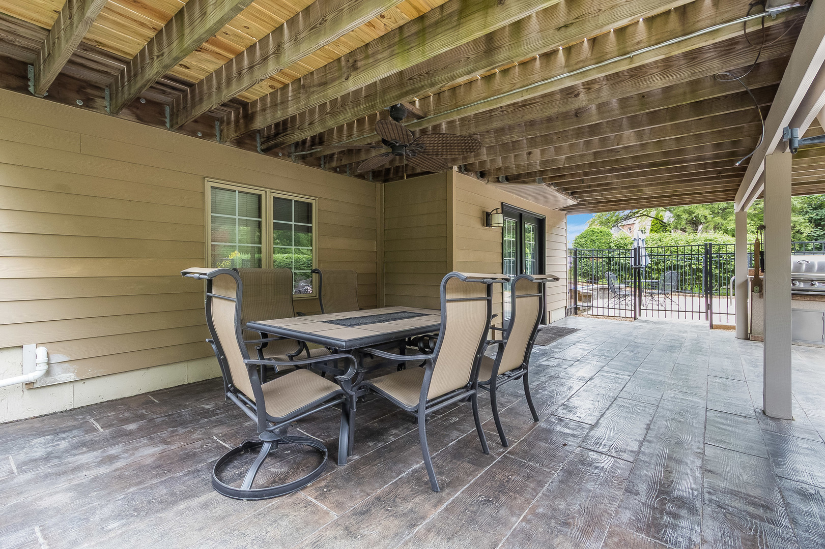 26559 Lily Lake Lane, Channahon, IL 60410