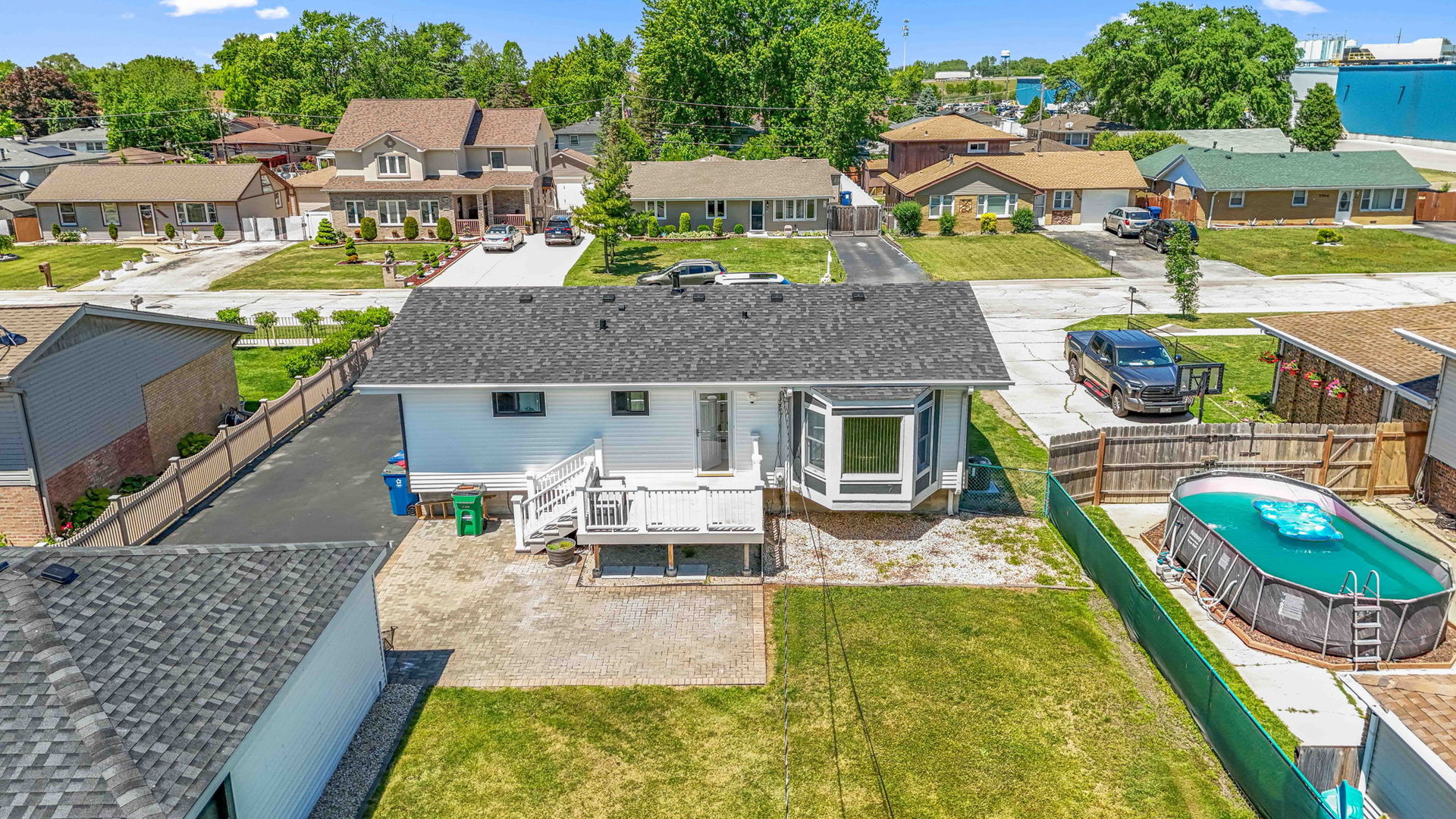 7717 W 81st Street, Bridgeview, IL 60455