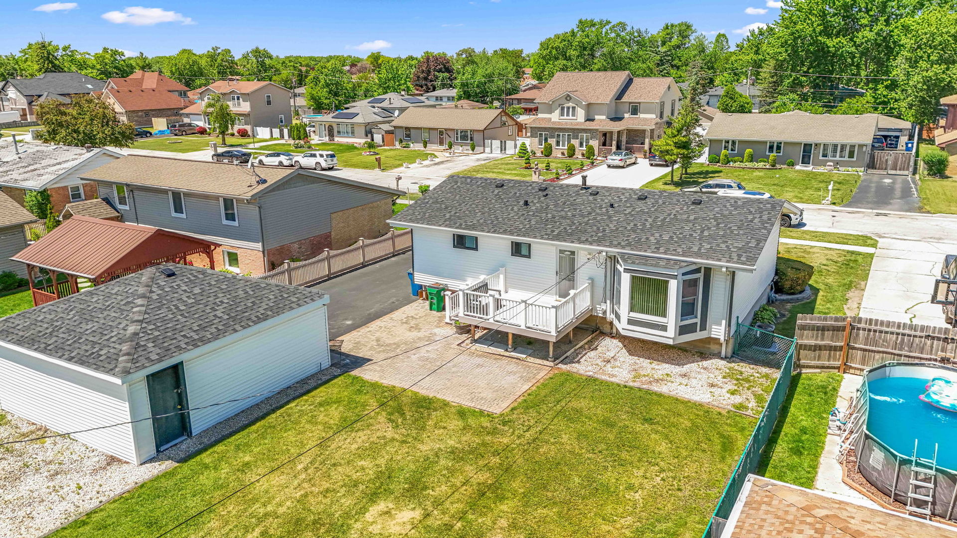 7717 W 81st Street, Bridgeview, IL 60455