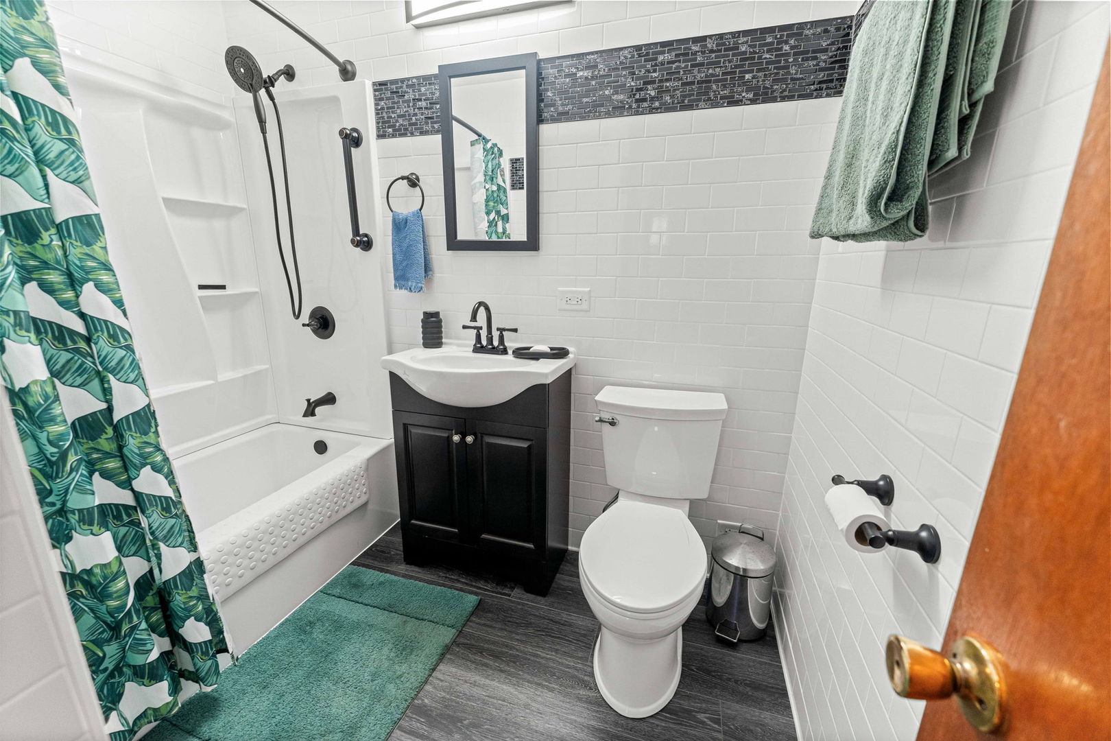 7717 W 81st Street, Bridgeview, IL 60455