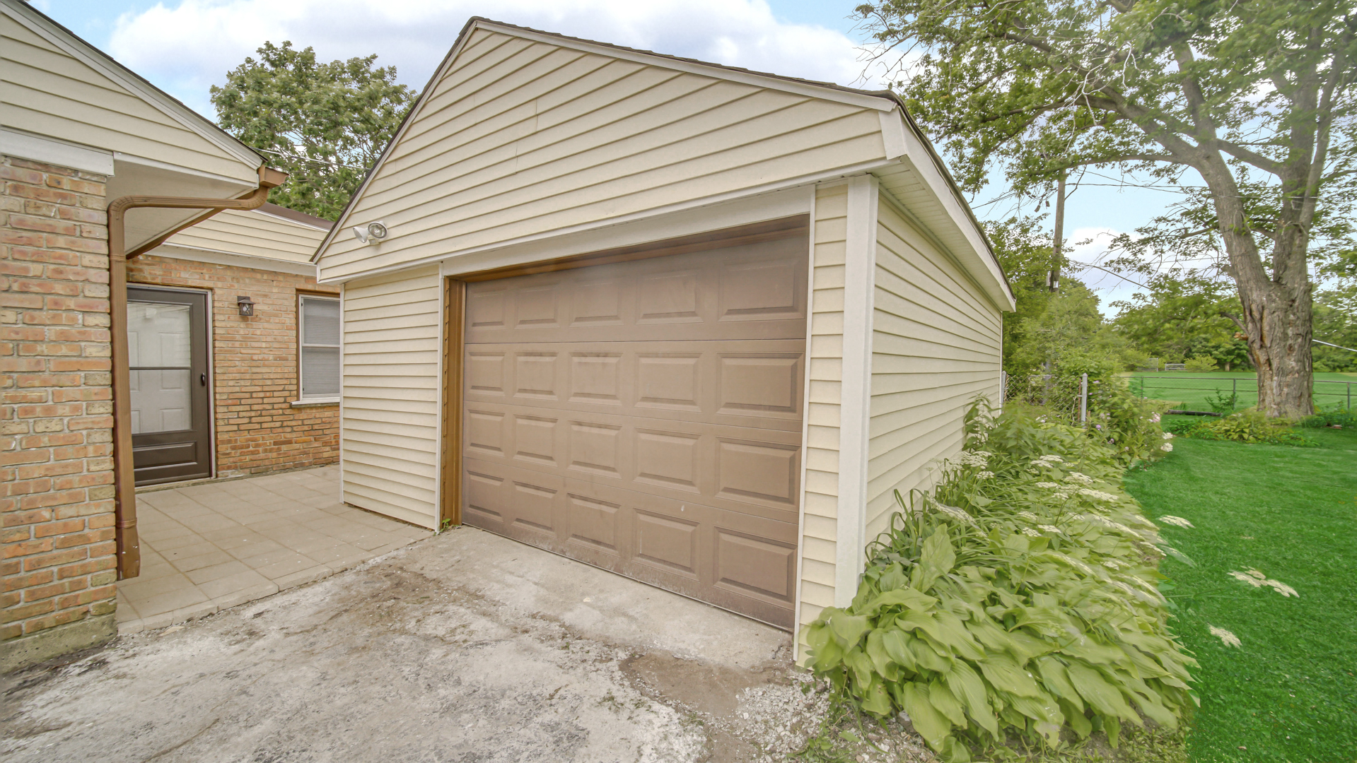 220 S Orchard Drive, Park Forest, IL 60466