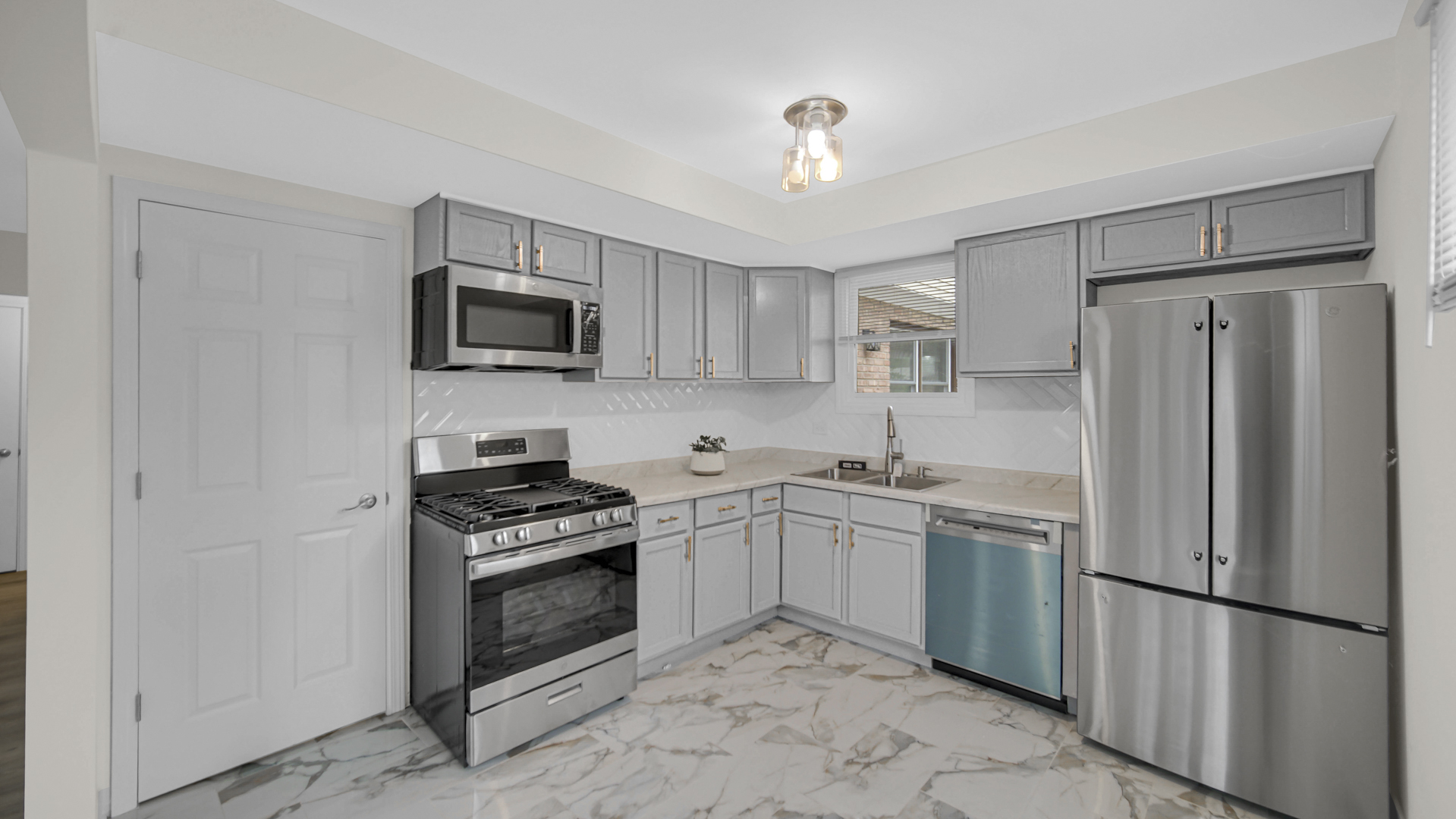 220 S Orchard Drive, Park Forest, IL 60466