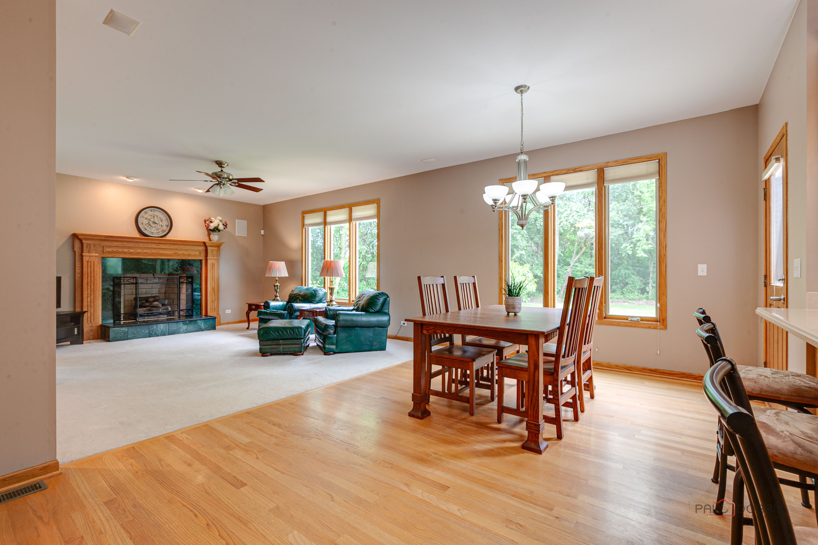 41 Park View Lane, Hawthorn Woods, IL 60047