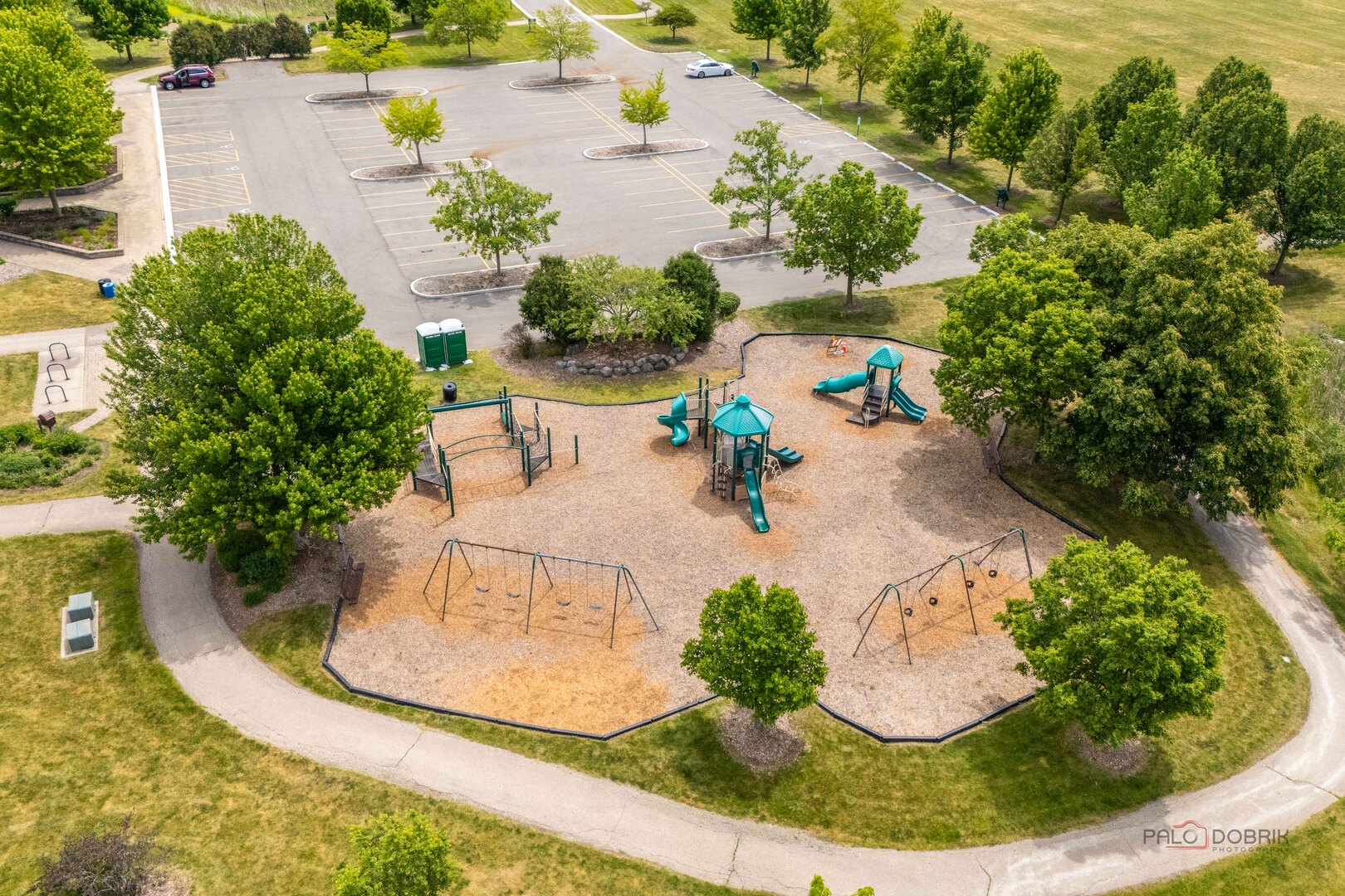 41 Park View Lane, Hawthorn Woods, IL 60047