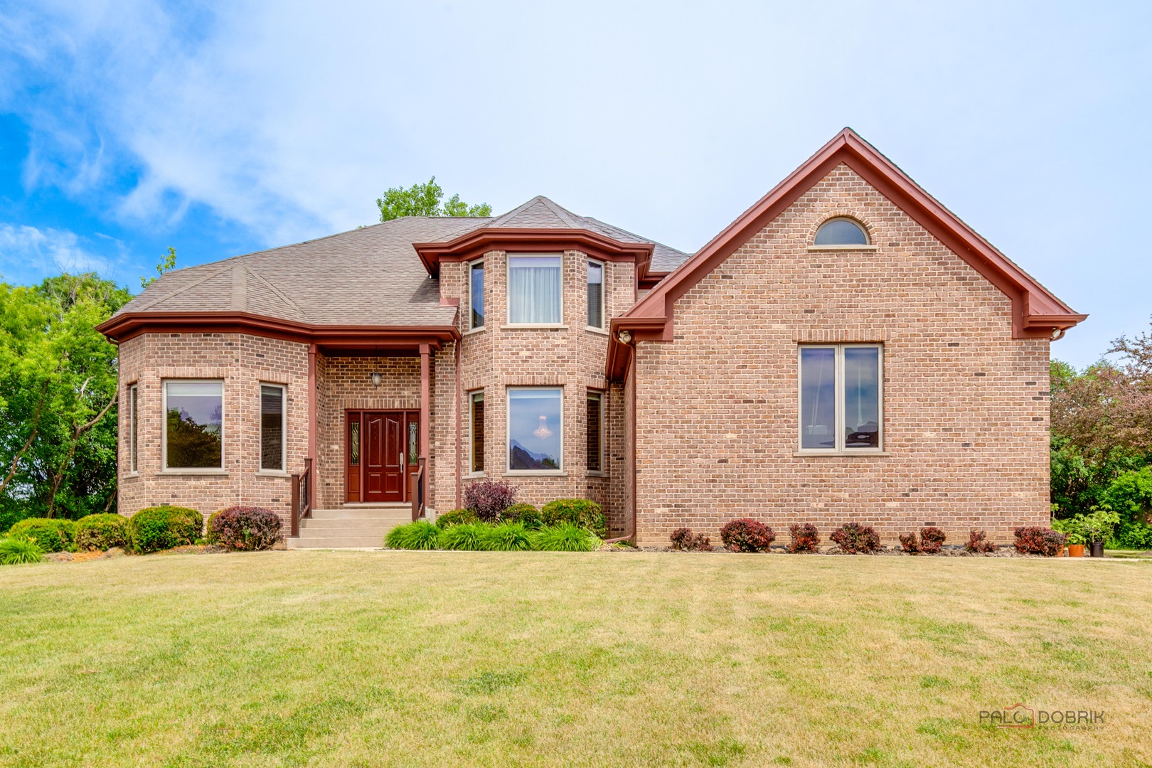 41 Park View Lane, Hawthorn Woods, IL 60047