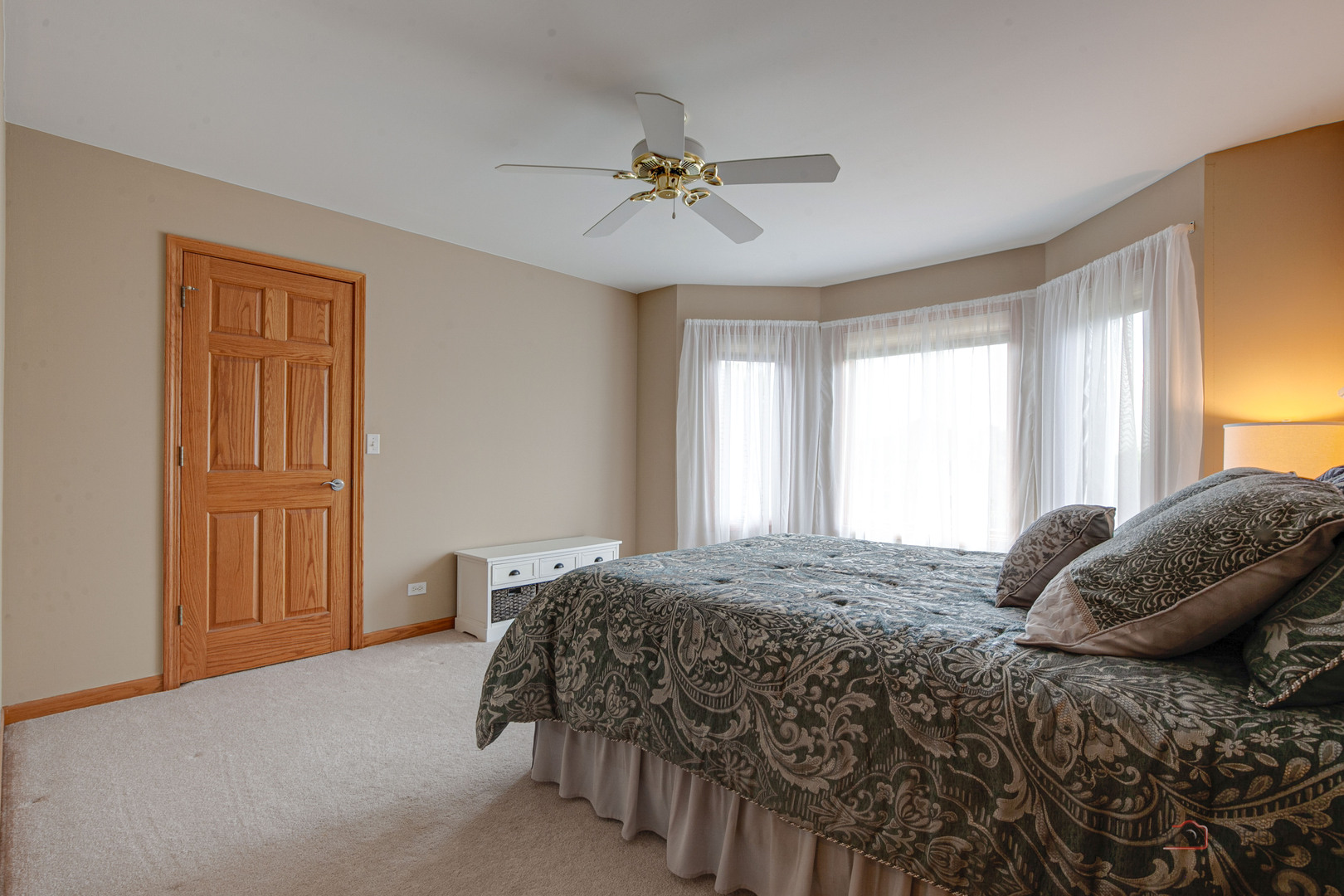41 Park View Lane, Hawthorn Woods, IL 60047