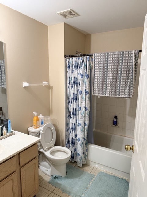 1530 E CHIVALRY Court, Palatine, IL 60074