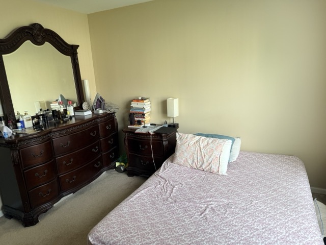 1530 E CHIVALRY Court, Palatine, IL 60074