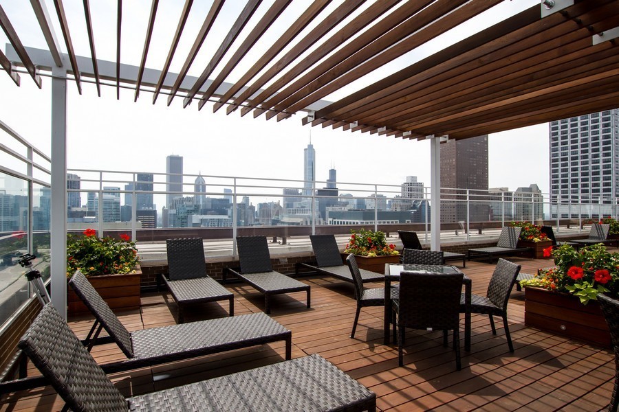 260 E Chestnut Street #409, Chicago, IL 60611