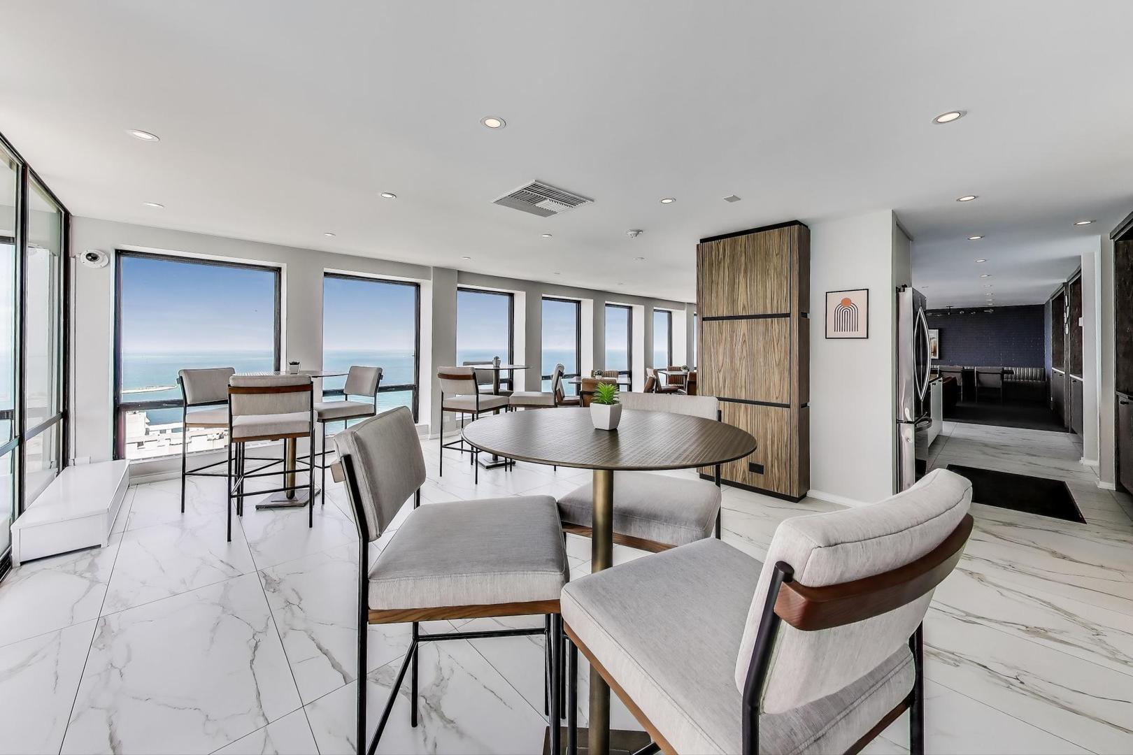 260 E Chestnut Street #409, Chicago, IL 60611
