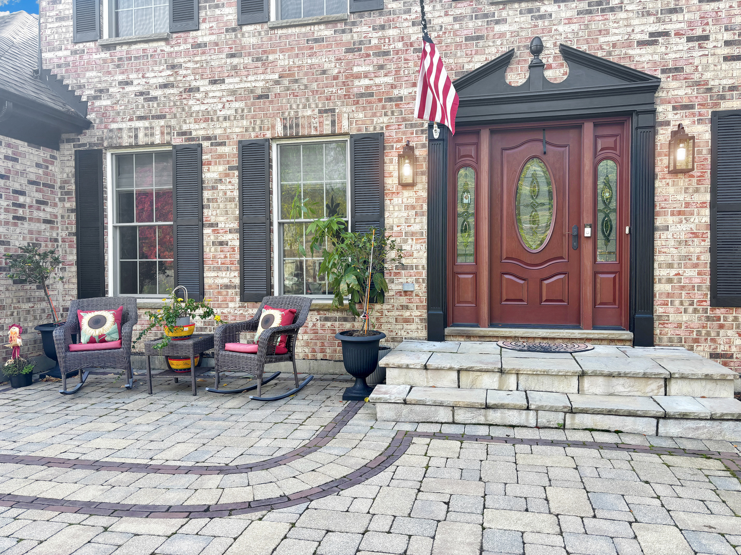 438 W Trail Court, Grayslake, IL 60030