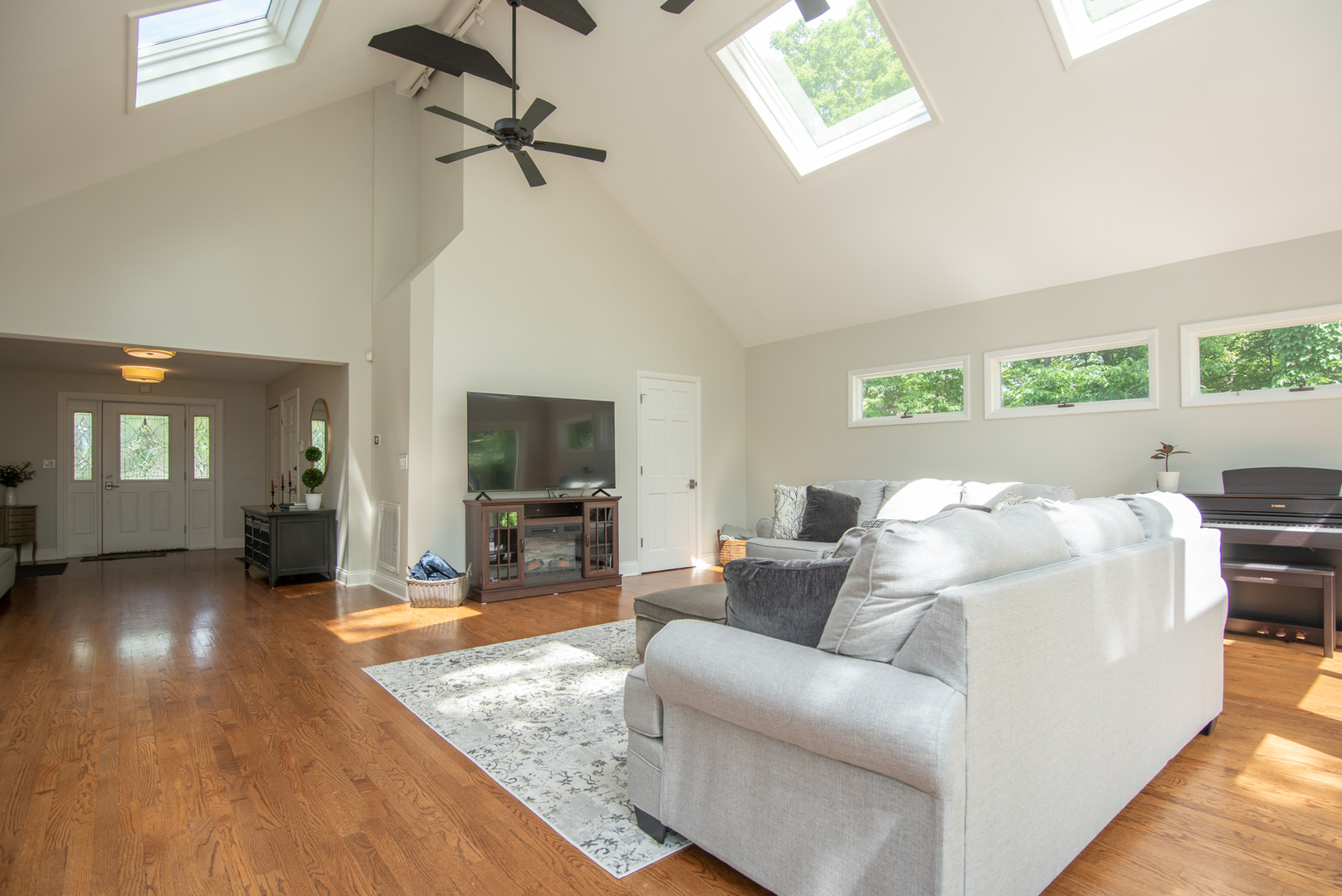 1507 S Garden Street, Palatine, IL 60067