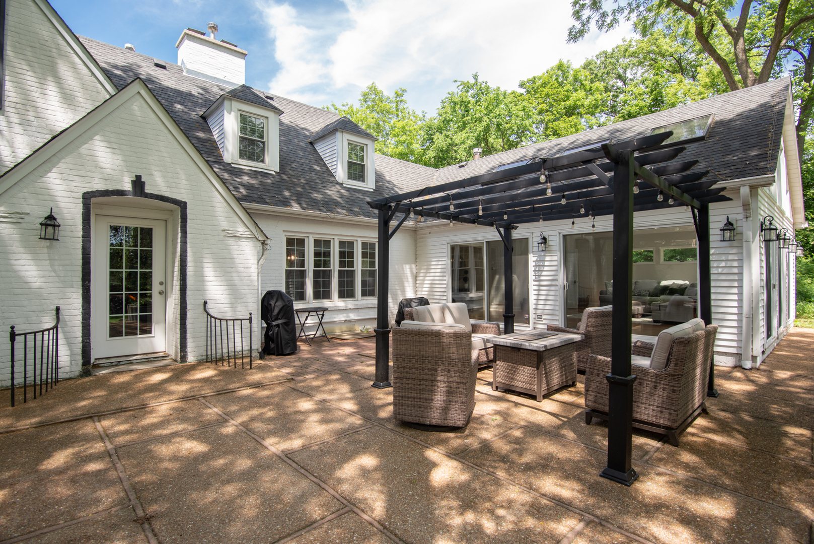 1507 S Garden Street, Palatine, IL 60067