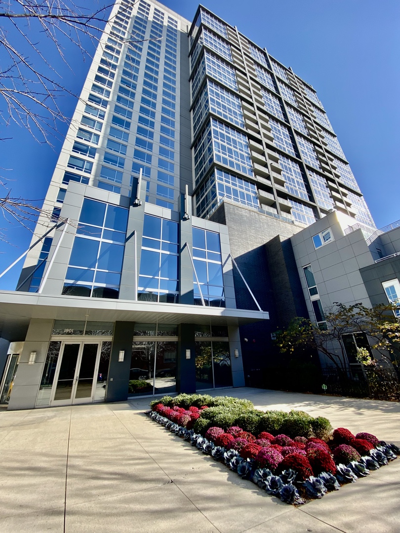 1901 S Calumet Avenue #1502, Chicago, IL 60616