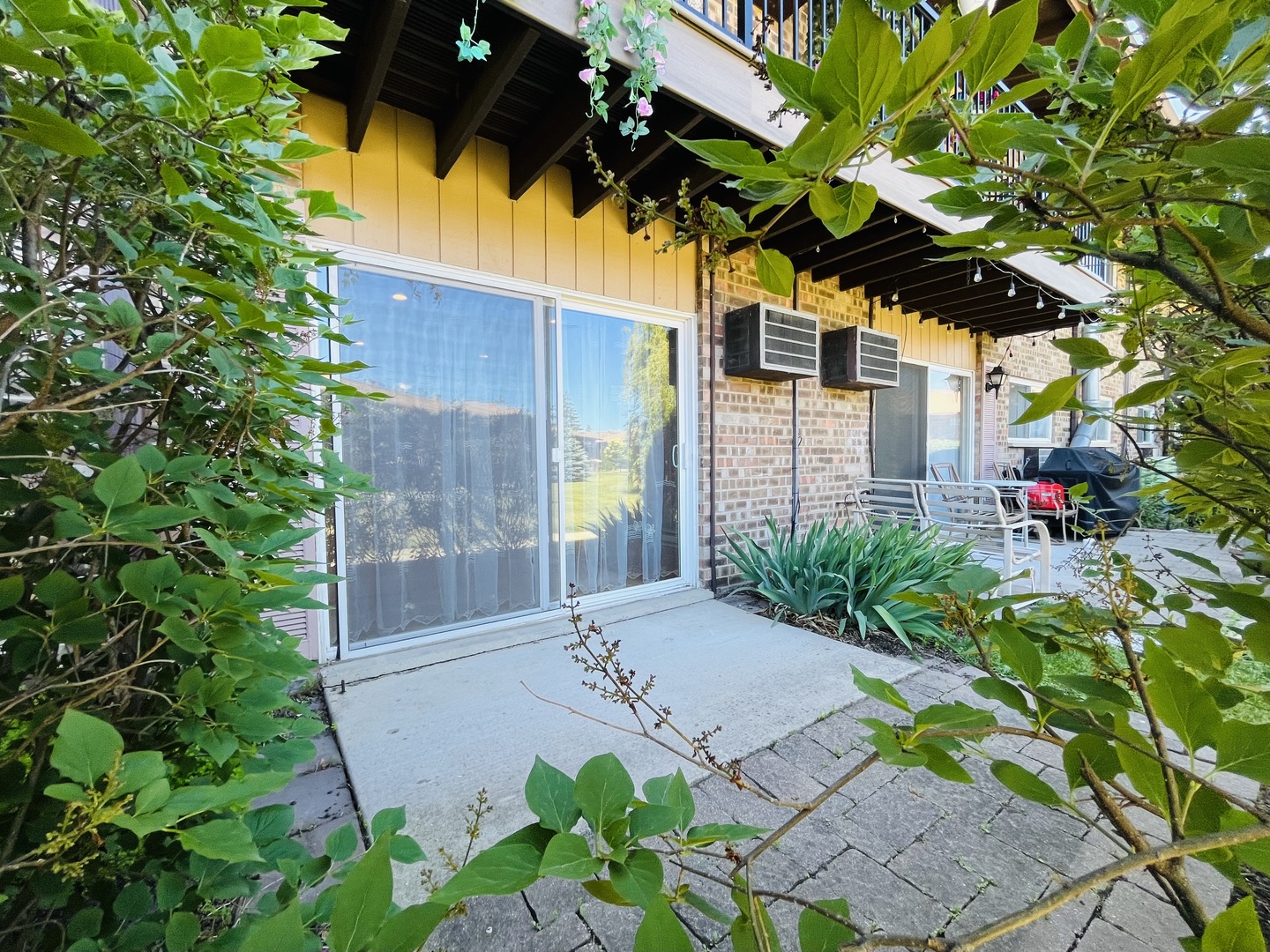 800 E Old Willow Road #105, Prospect Heights, IL 60070