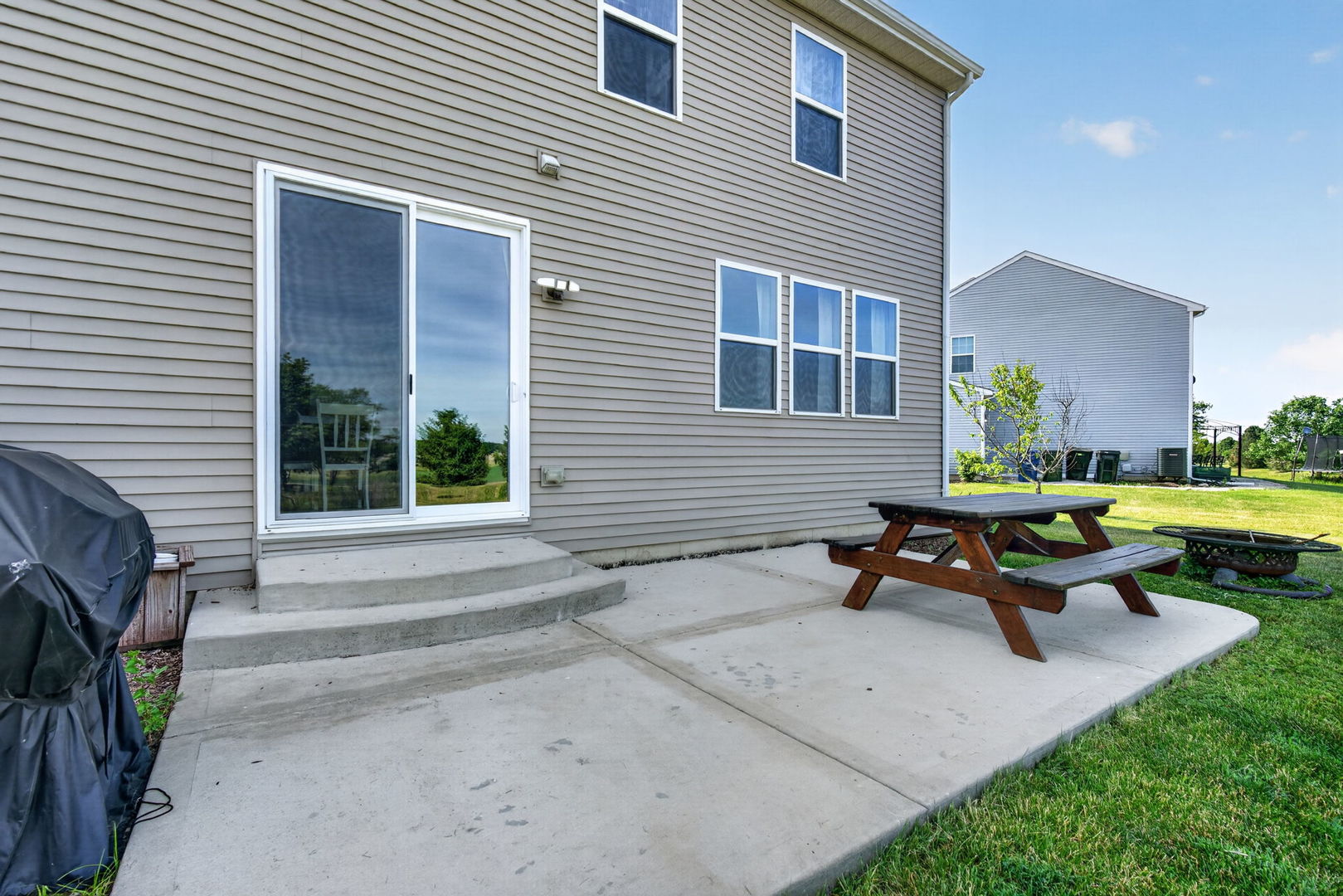 905 Avalon Way, Minooka, IL 60447