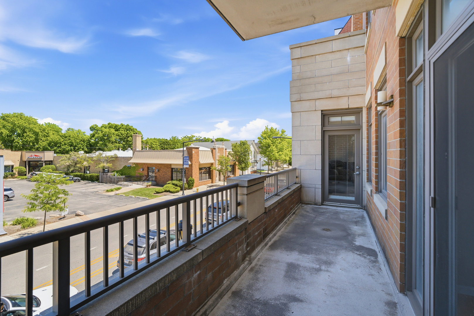 120 N NORTHWEST Highway #207, Park Ridge, IL 60068