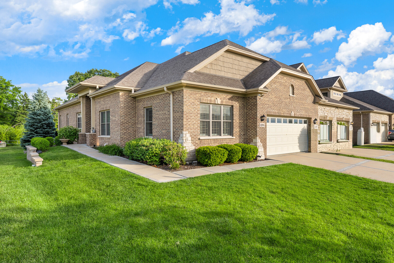 12876 Rosa Lane, Lemont, IL 60439