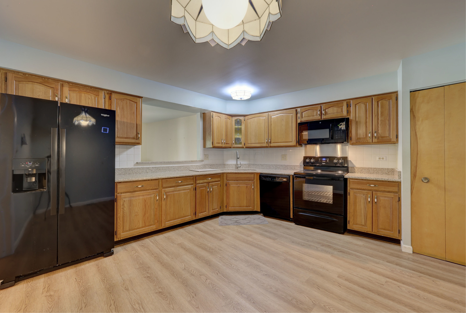 1030 S FERNANDEZ Avenue #1T, Arlington Heights, IL 60005