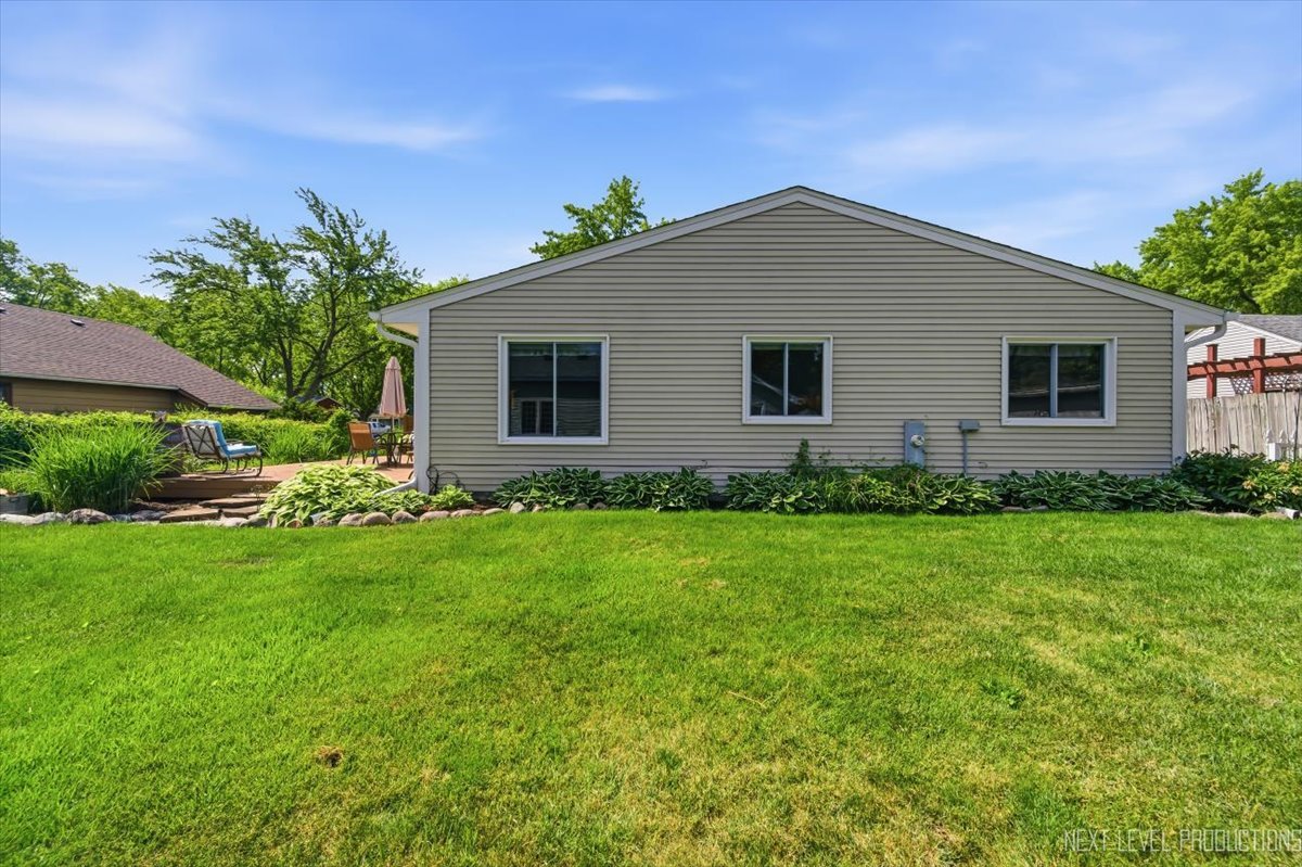 10 Shermead Road, Montgomery, IL 60538