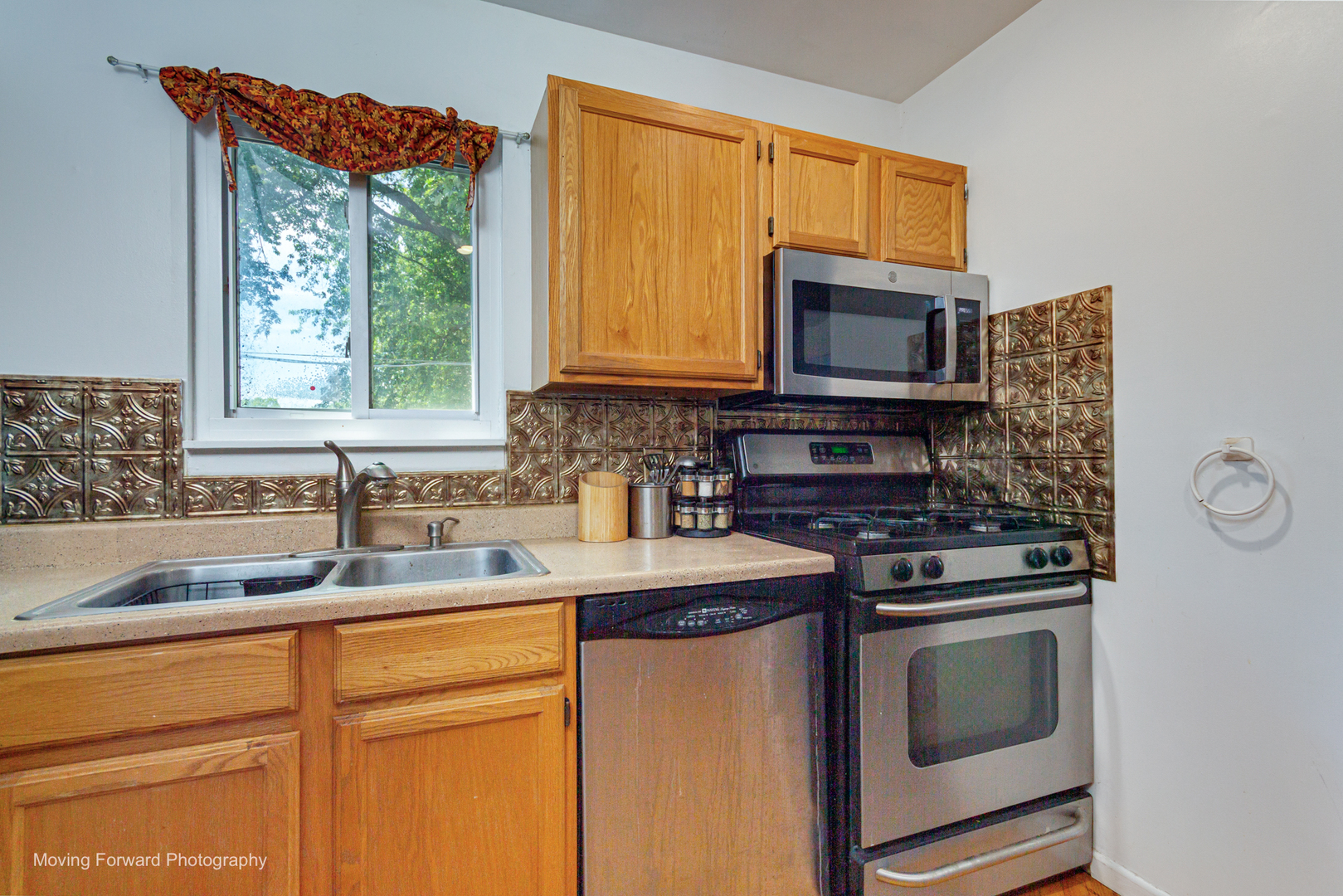 8315 Ramble Road, Wonder Lake, IL 60097