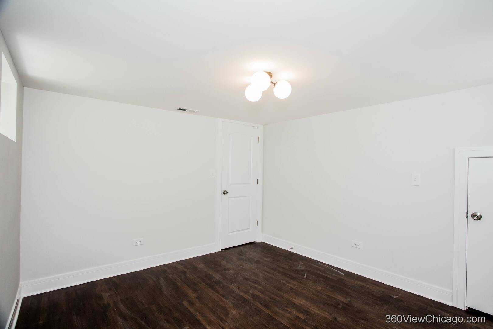 10601 S Peoria Street, Chicago, IL 60643