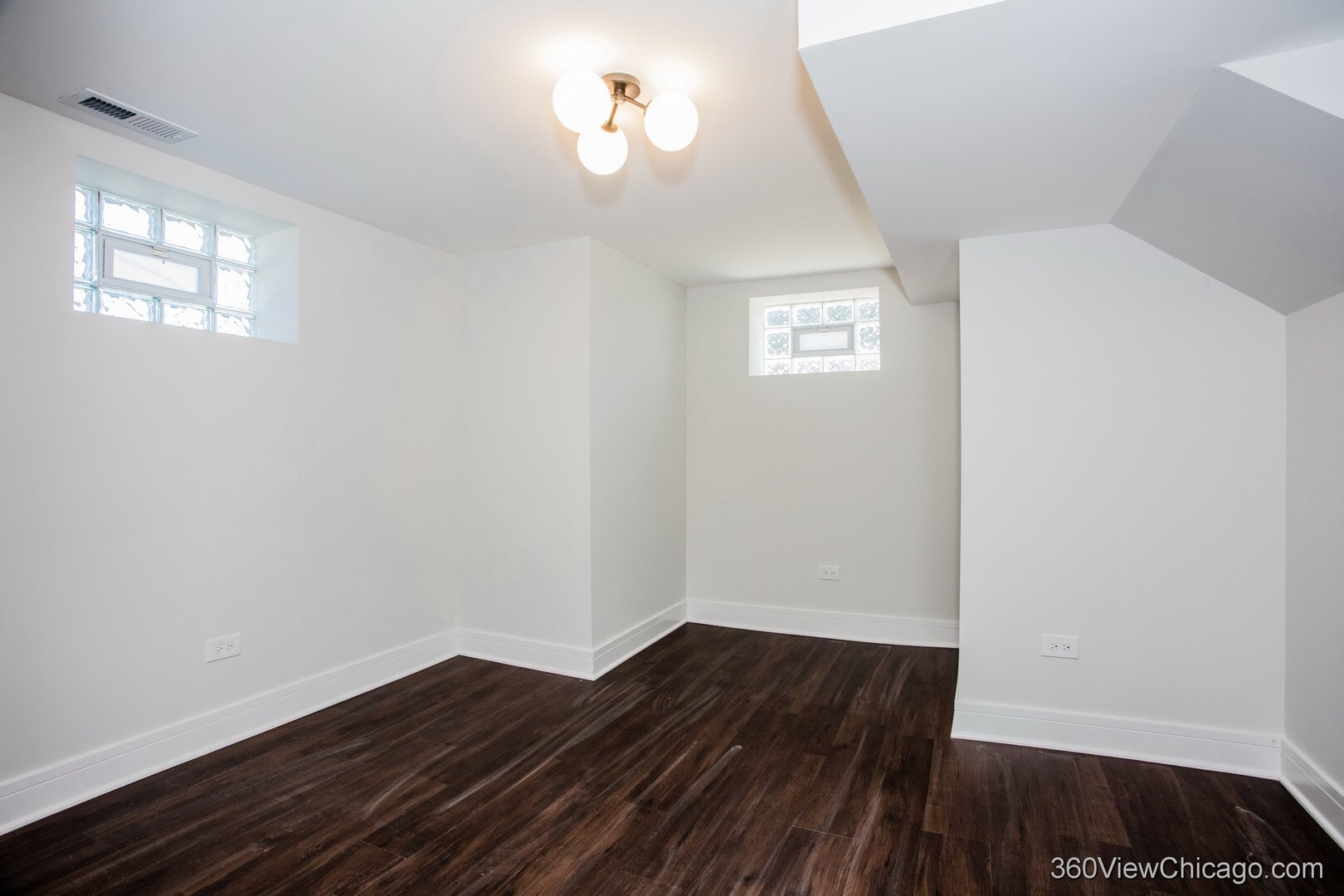 10601 S Peoria Street, Chicago, IL 60643
