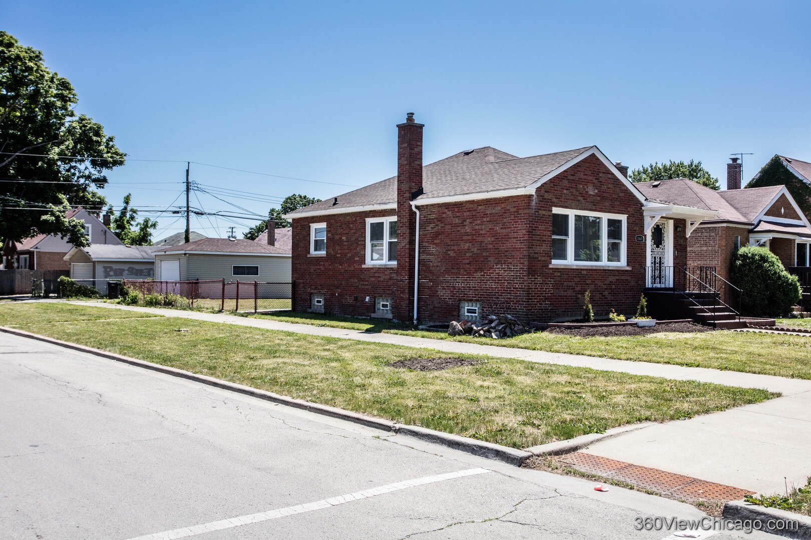 10601 S Peoria Street, Chicago, IL 60643