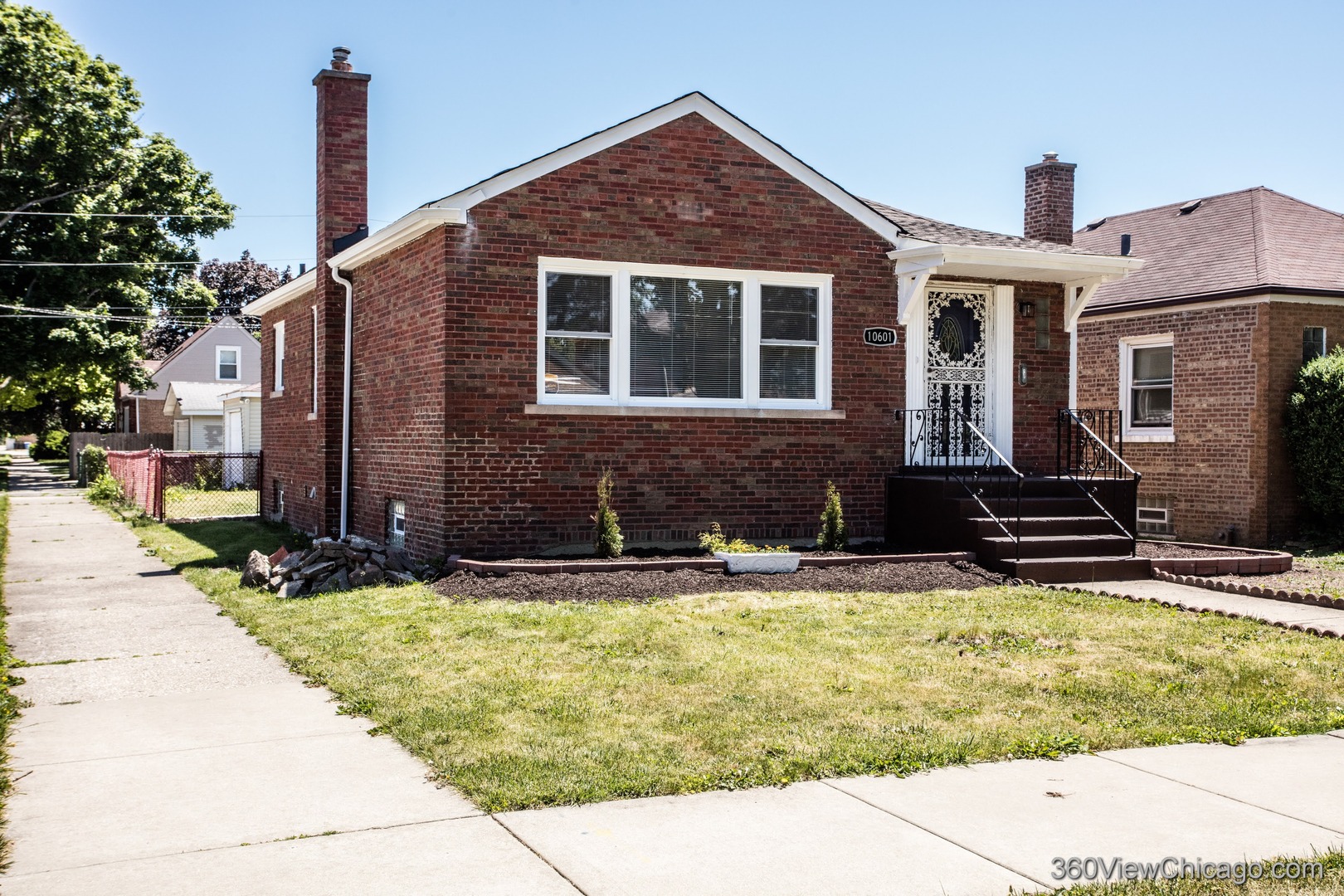 10601 S Peoria Street, Chicago, IL 60643