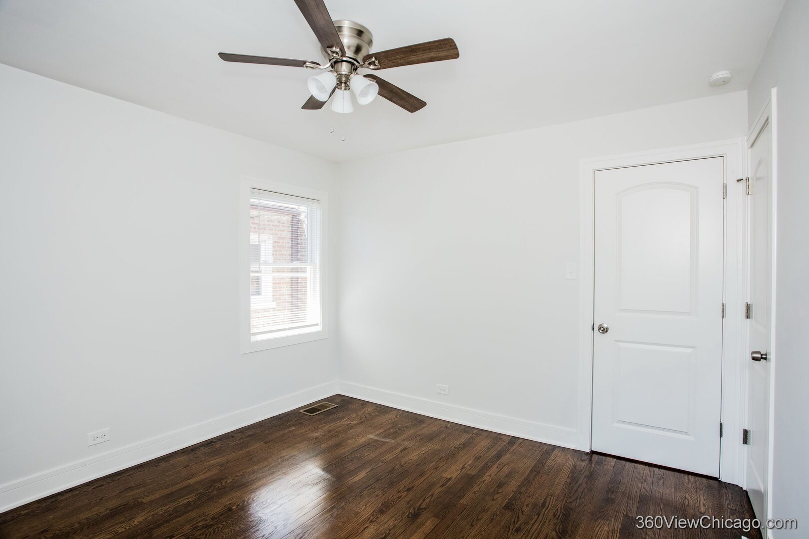 10601 S Peoria Street, Chicago, IL 60643
