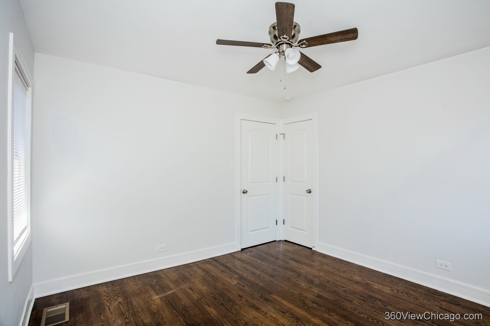 10601 S Peoria Street, Chicago, IL 60643