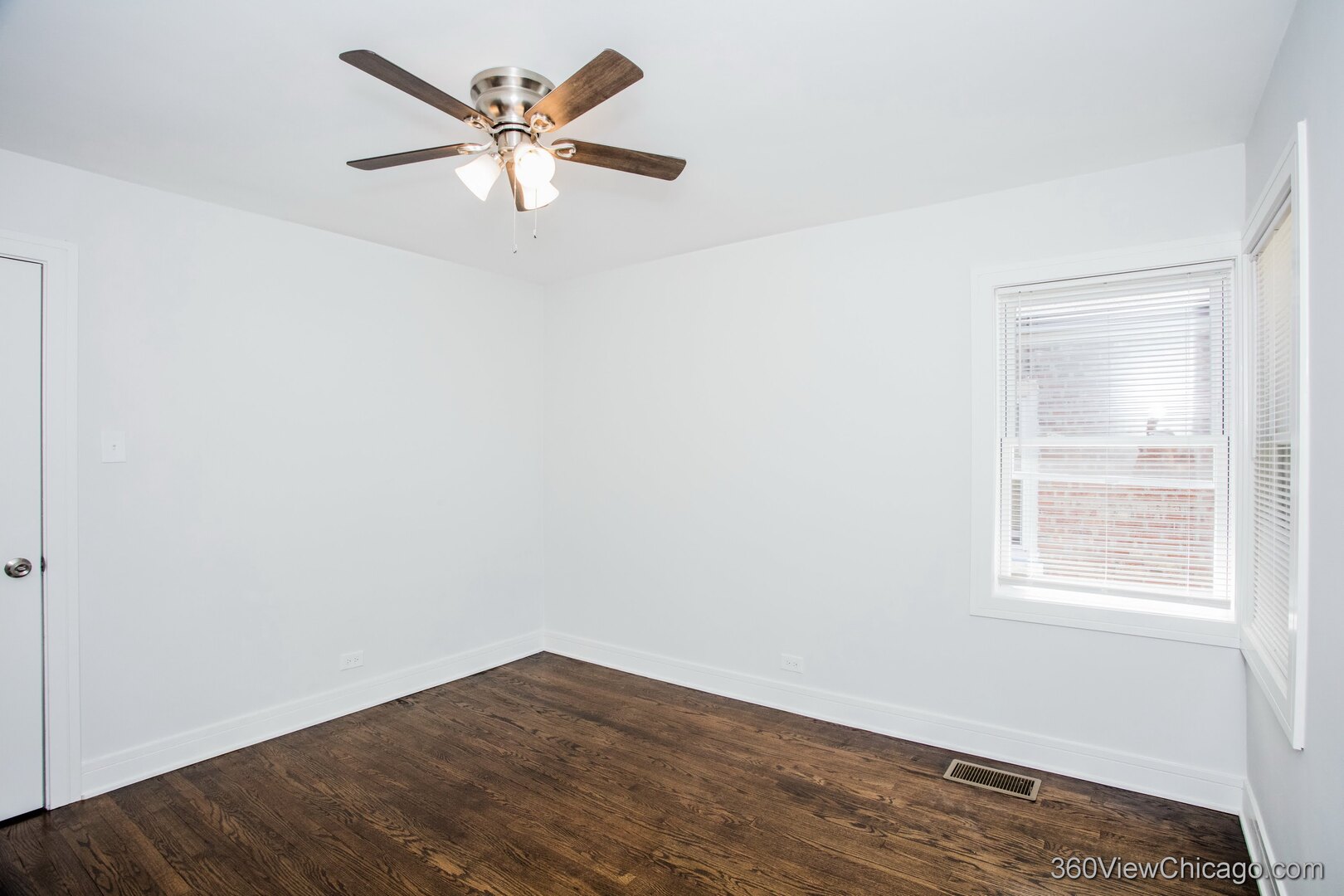 10601 S Peoria Street, Chicago, IL 60643