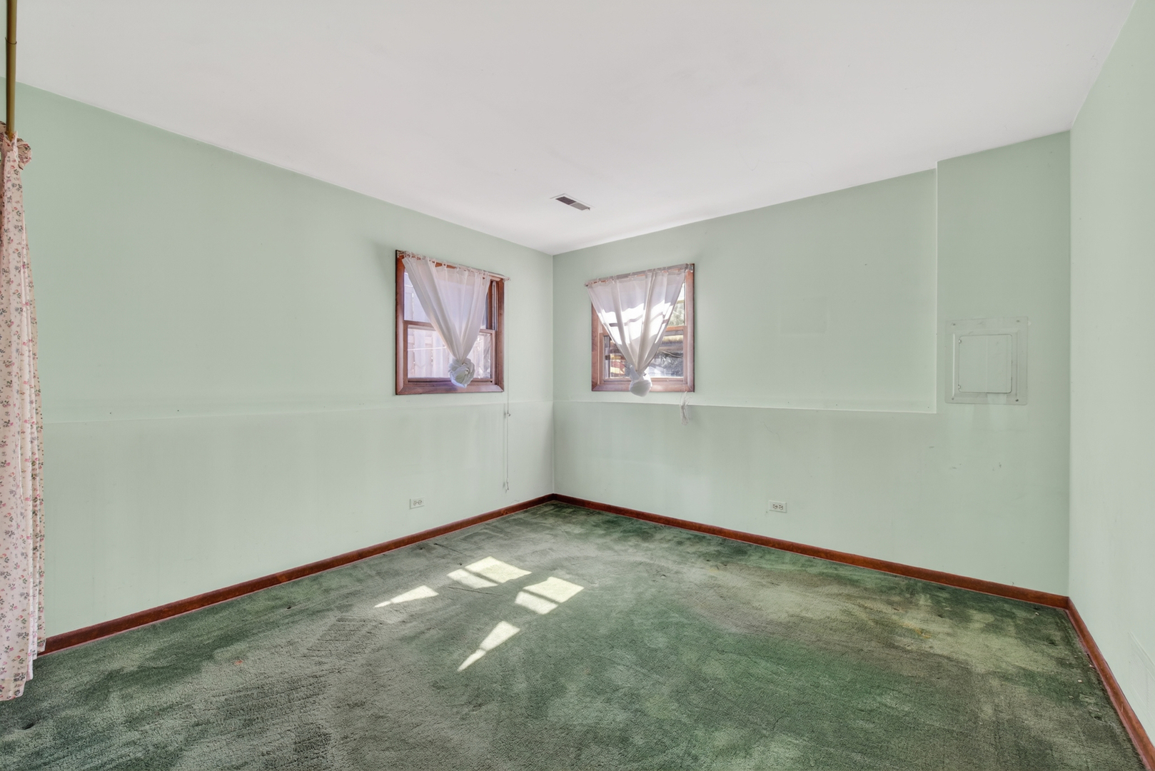 72 Marina Drive, Des Plaines, IL 60016
