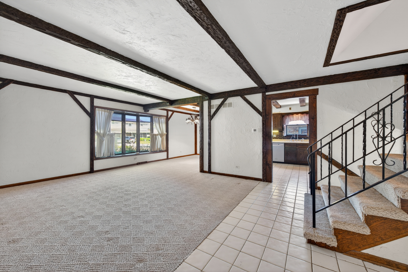 72 Marina Drive, Des Plaines, IL 60016