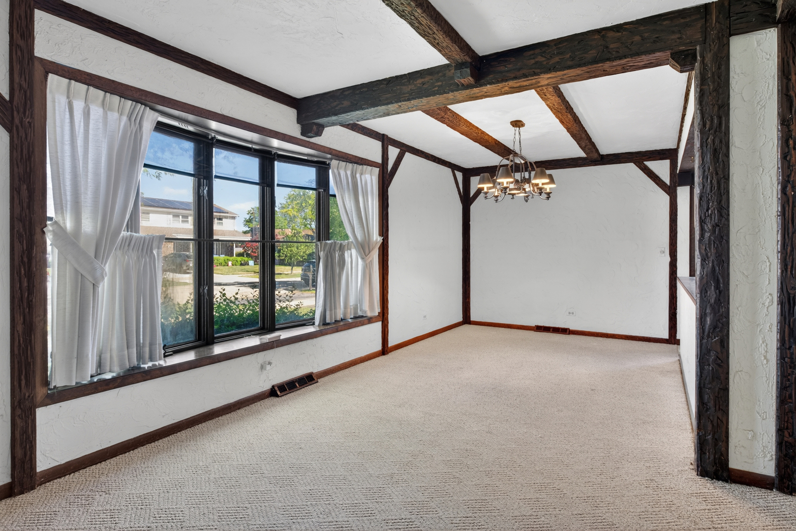 72 Marina Drive, Des Plaines, IL 60016