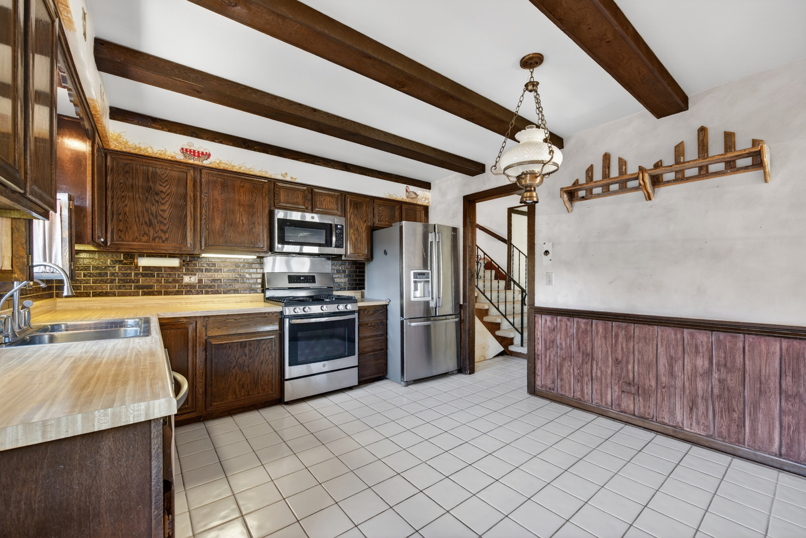 72 Marina Drive, Des Plaines, IL 60016