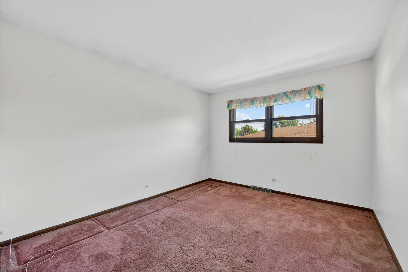 72 Marina Drive, Des Plaines, IL 60016