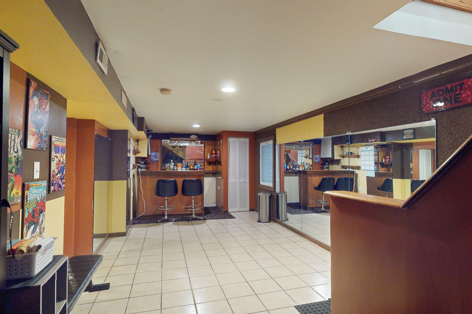 186 N Du Bois Avenue, Elgin, IL 60123