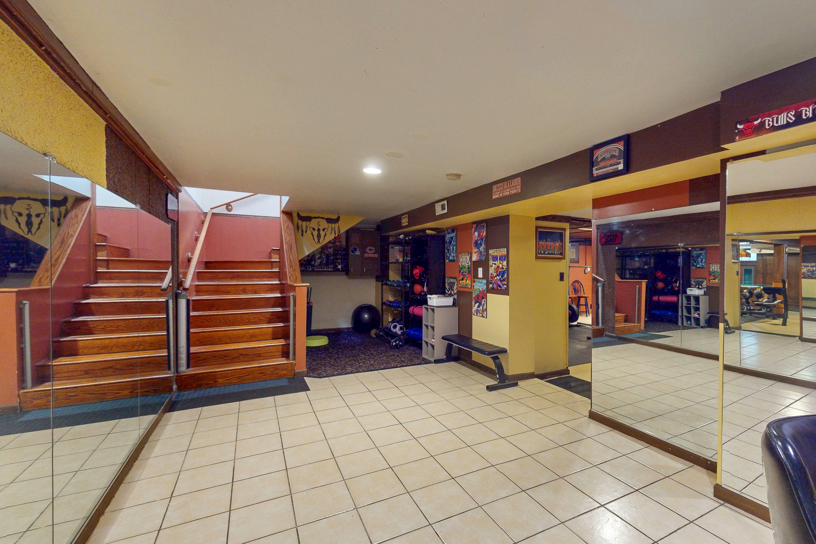 186 N Du Bois Avenue, Elgin, IL 60123
