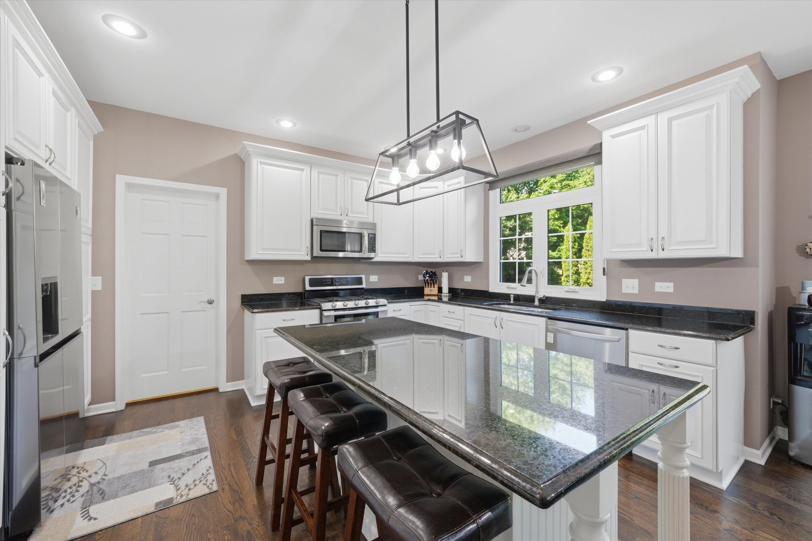 1592 Jeanel Lane, Aurora, IL 60502