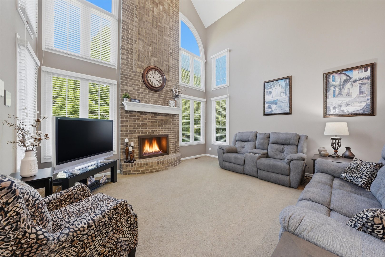 1592 Jeanel Lane, Aurora, IL 60502