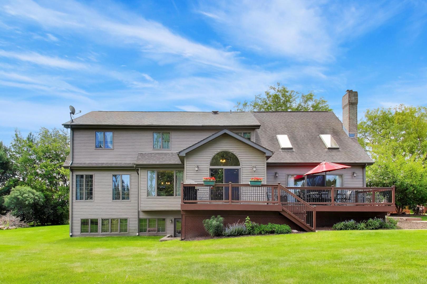 214 Red Bud Circle, Sleepy Hollow, IL 60118