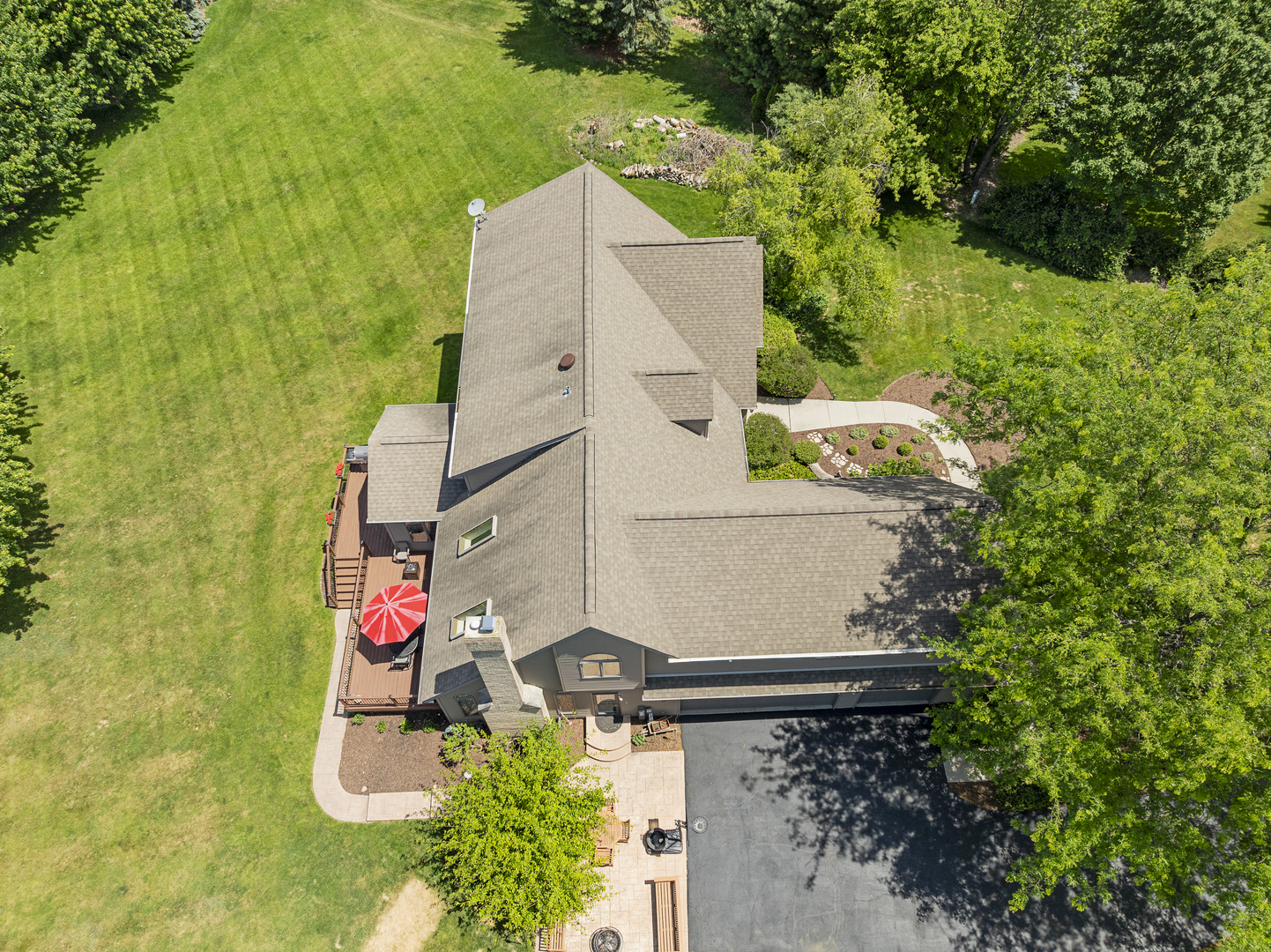 214 Red Bud Circle, Sleepy Hollow, IL 60118