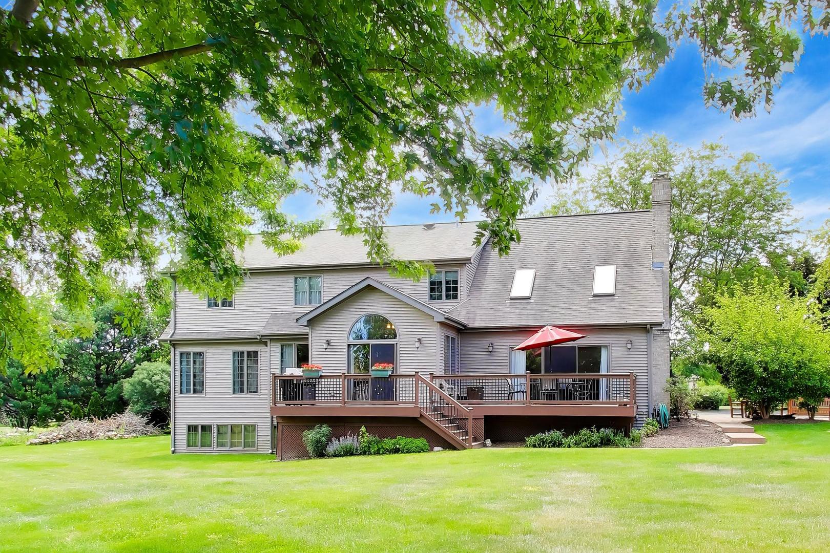 214 Red Bud Circle, Sleepy Hollow, IL 60118