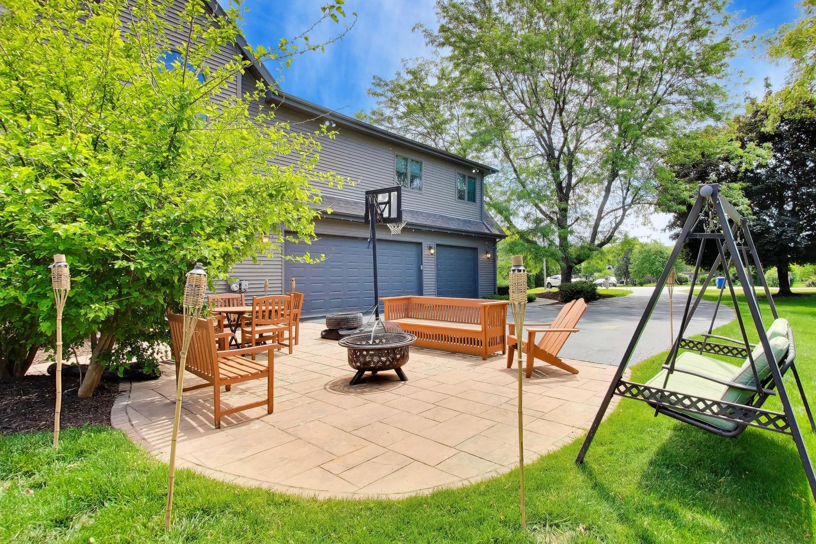 214 Red Bud Circle, Sleepy Hollow, IL 60118