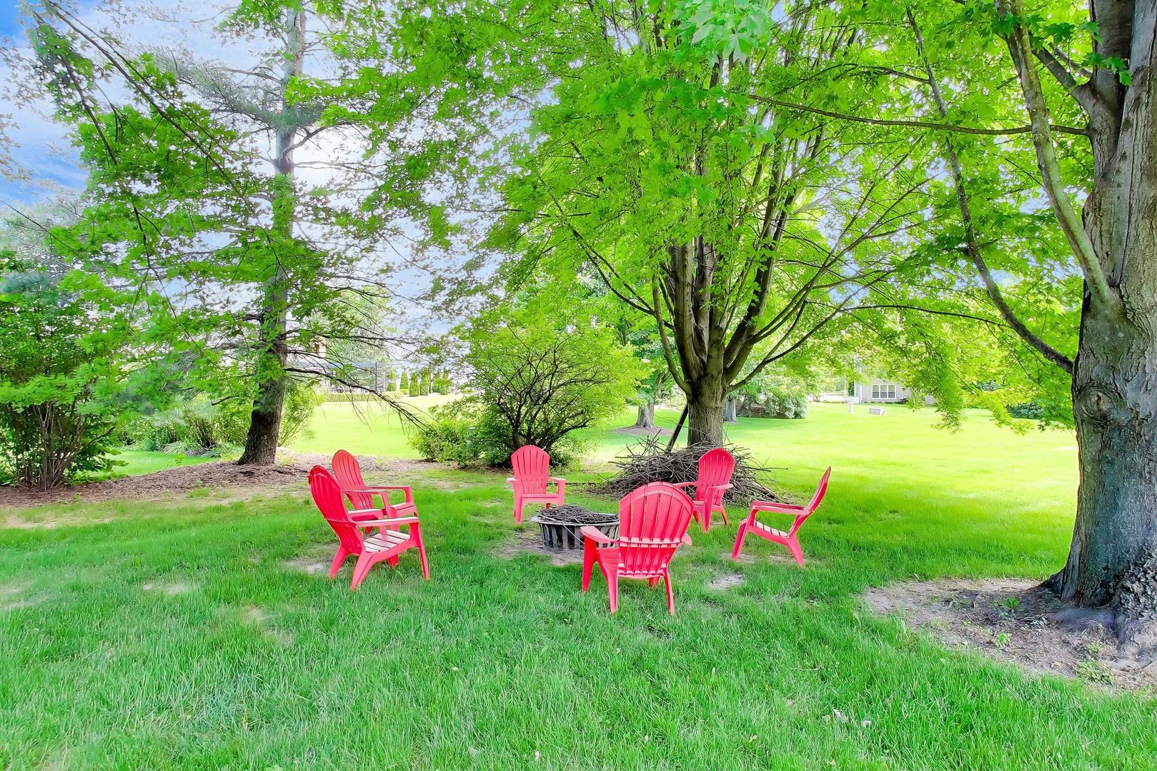 214 Red Bud Circle, Sleepy Hollow, IL 60118